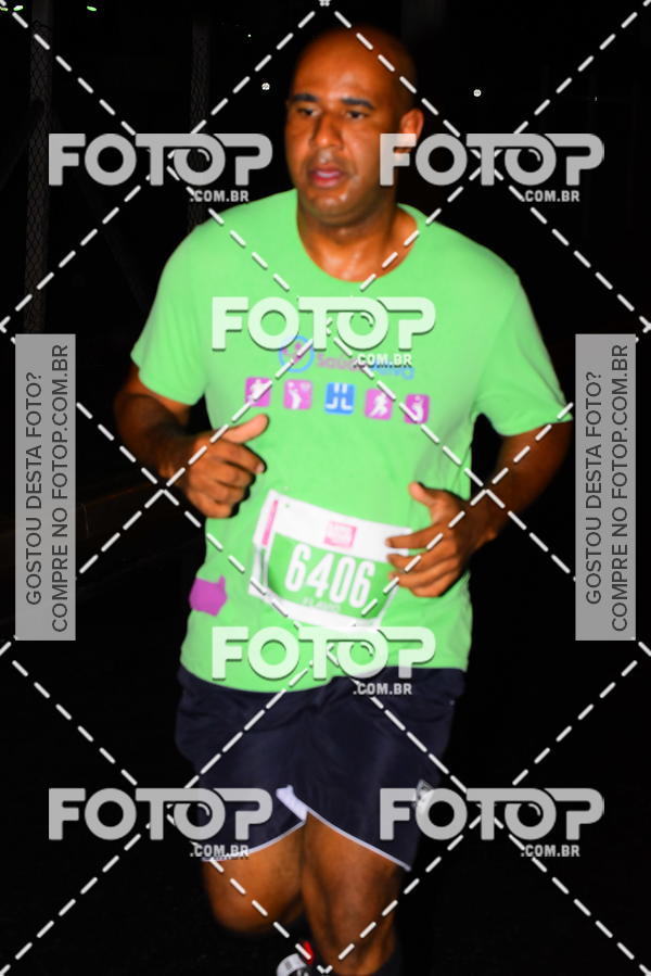 Buy your photos of the eventLuminous Run on Fotop
