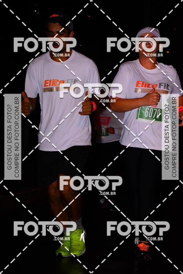 Buy your photos of the eventLuminous Run on Fotop