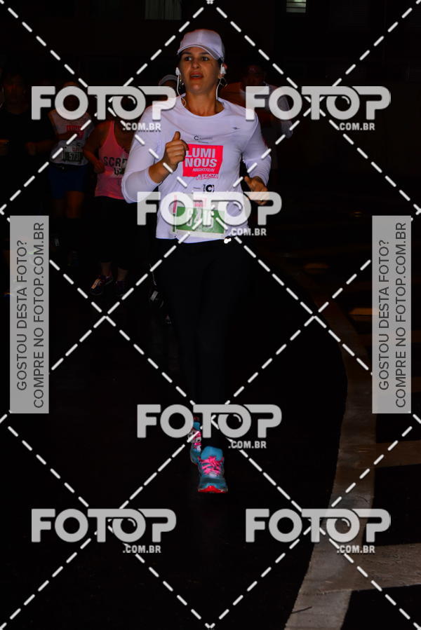 Buy your photos of the eventLuminous Run on Fotop