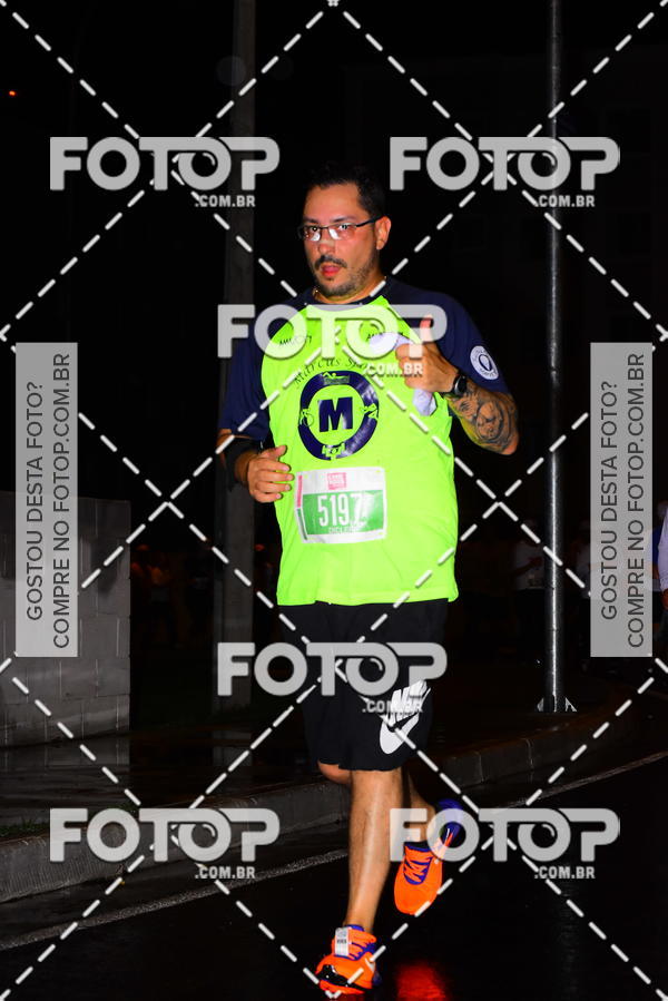 Buy your photos of the eventLuminous Run on Fotop