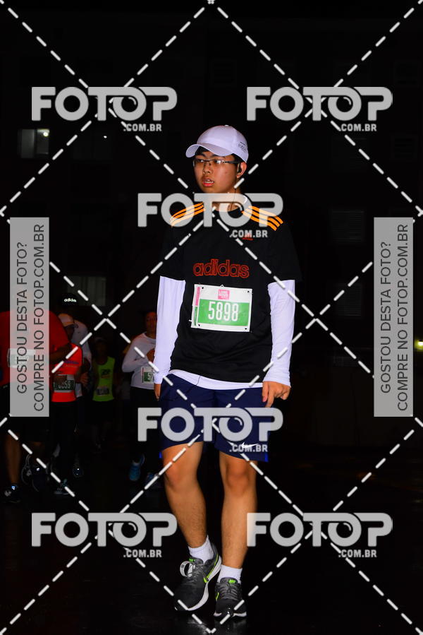 Buy your photos of the eventLuminous Run on Fotop