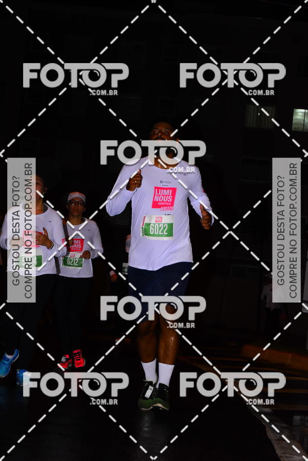 Buy your photos of the eventLuminous Run on Fotop