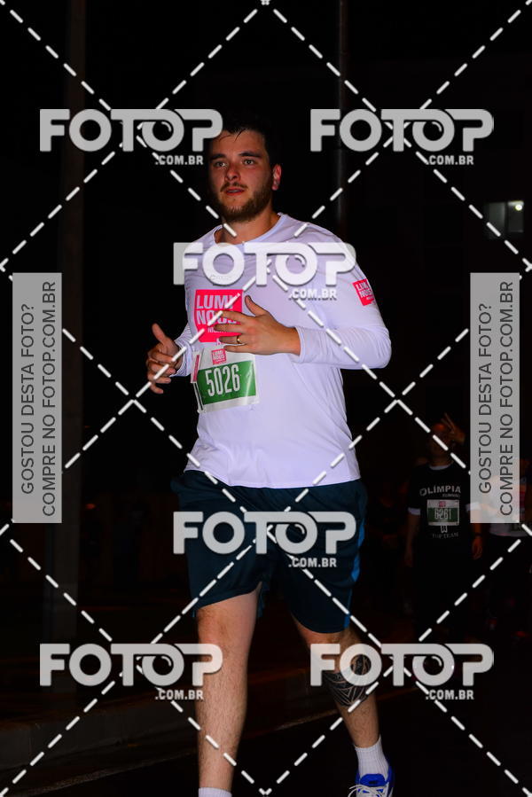 Buy your photos of the eventLuminous Run on Fotop