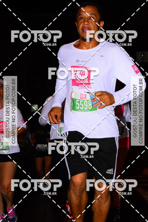 Buy your photos of the eventLuminous Run on Fotop