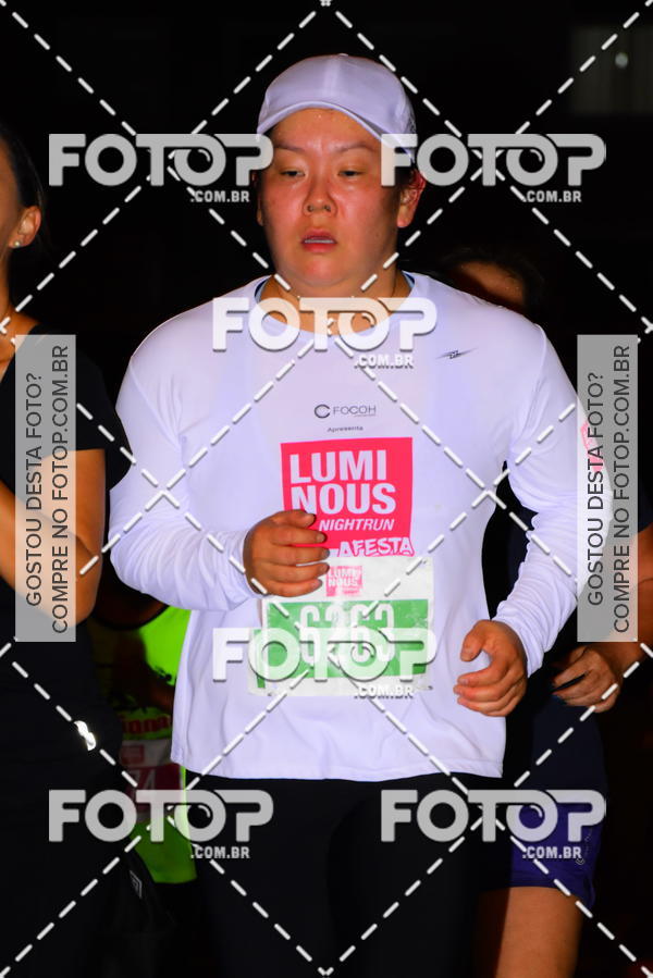 Buy your photos of the eventLuminous Run on Fotop