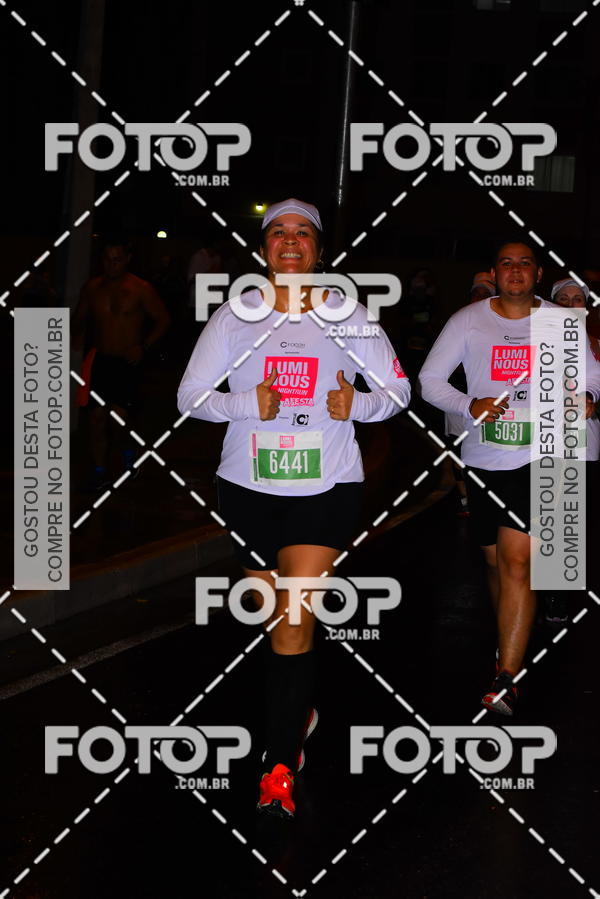Buy your photos of the eventLuminous Run on Fotop