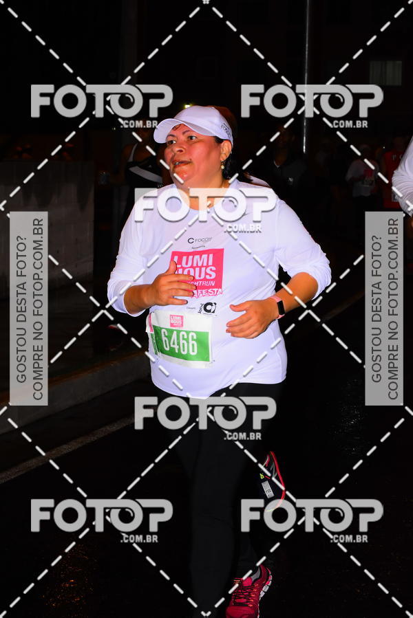 Buy your photos of the eventLuminous Run on Fotop