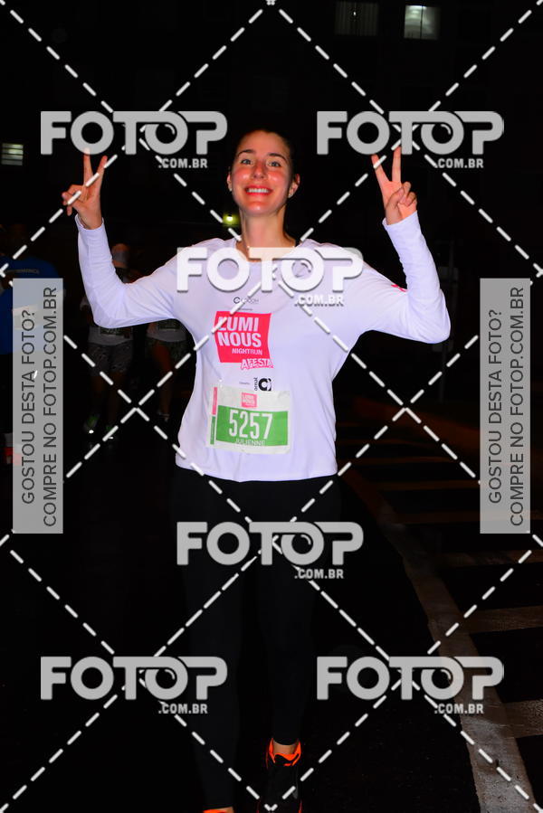 Buy your photos of the eventLuminous Run on Fotop