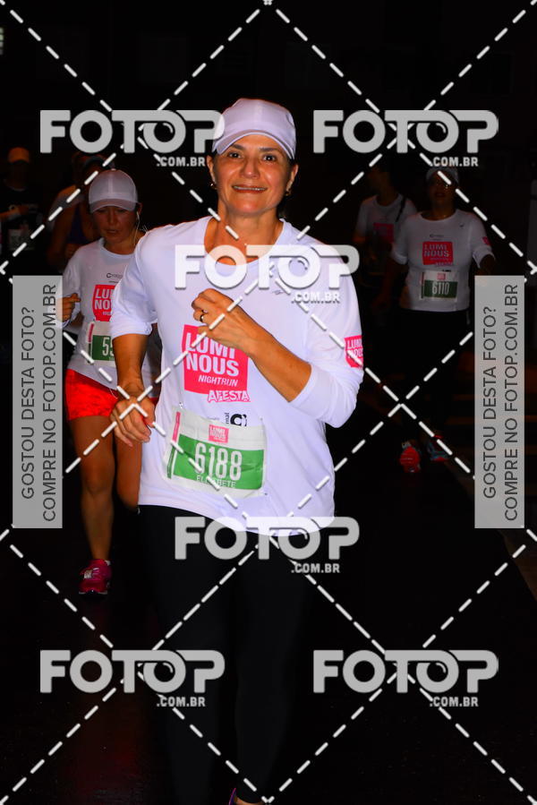 Buy your photos of the eventLuminous Run on Fotop