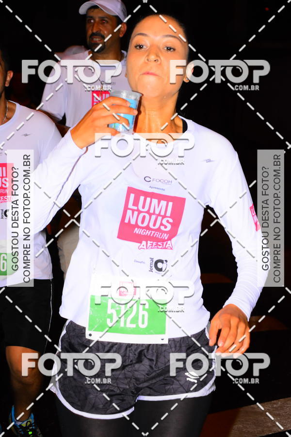 Buy your photos of the eventLuminous Run on Fotop