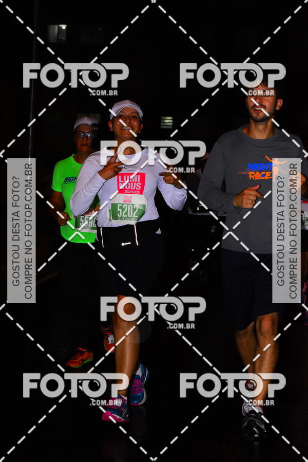 Buy your photos of the eventLuminous Run on Fotop