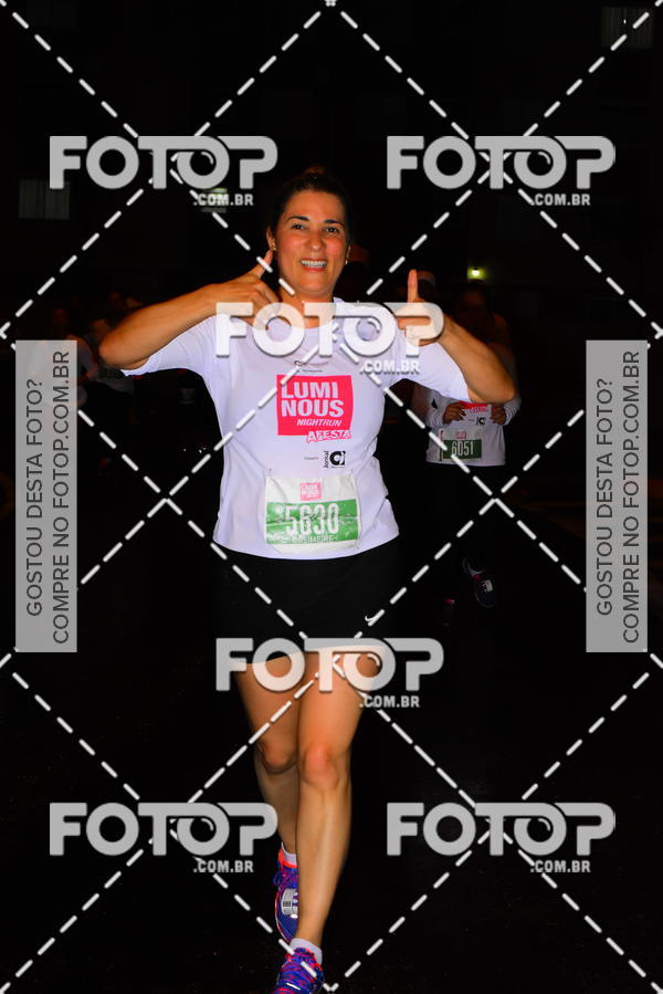 Buy your photos of the eventLuminous Run on Fotop