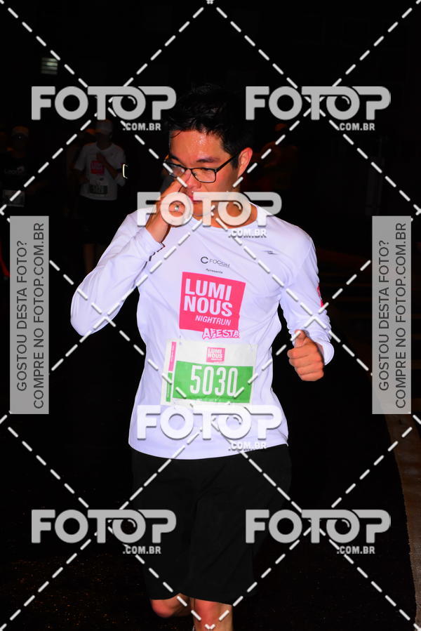 Buy your photos of the eventLuminous Run on Fotop