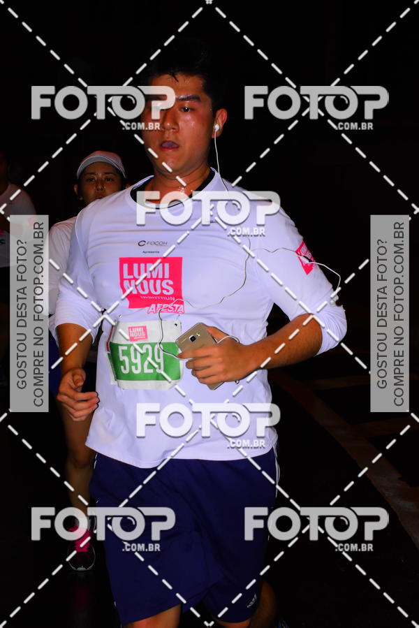 Buy your photos of the eventLuminous Run on Fotop