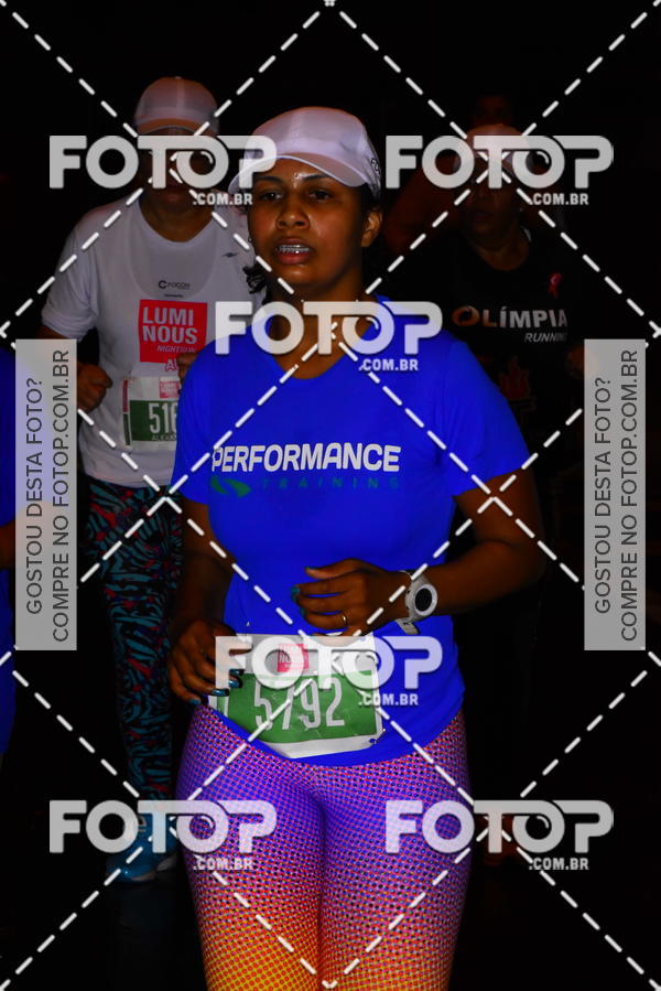 Buy your photos of the eventLuminous Run on Fotop