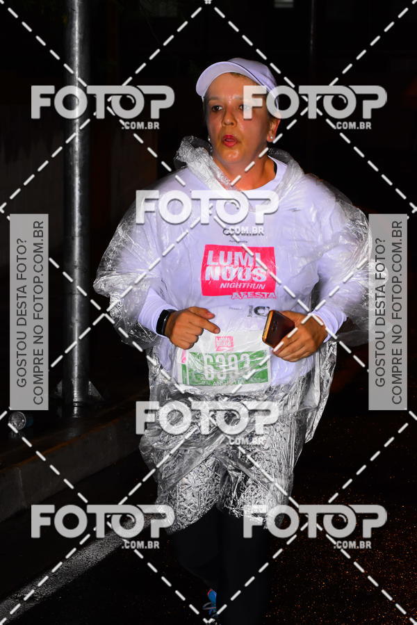 Buy your photos of the eventLuminous Run on Fotop