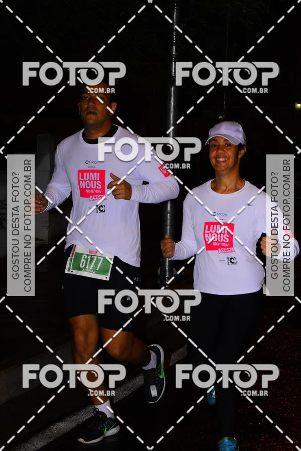 Buy your photos of the eventLuminous Run on Fotop