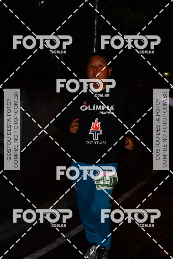 Buy your photos of the eventLuminous Run on Fotop