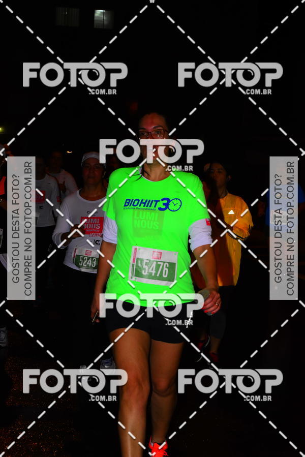 Buy your photos of the eventLuminous Run on Fotop