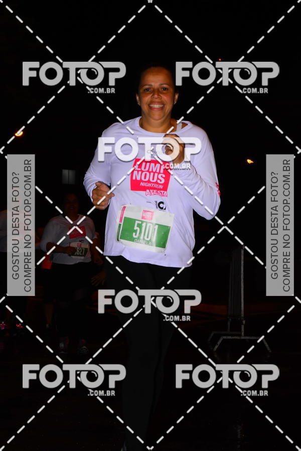 Buy your photos of the eventLuminous Run on Fotop