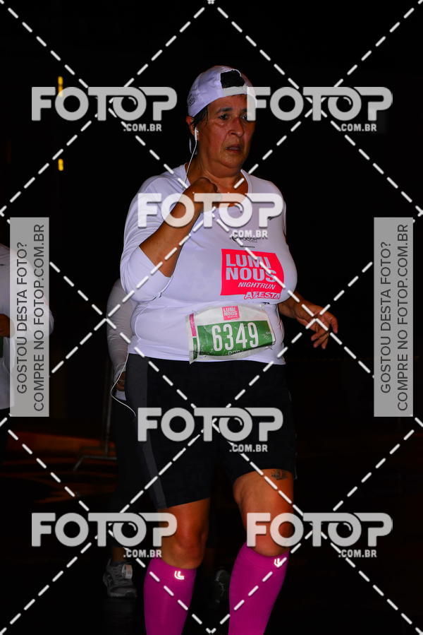 Buy your photos of the eventLuminous Run on Fotop