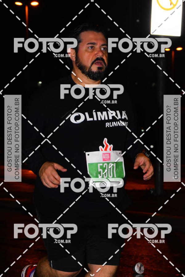 Buy your photos of the eventLuminous Run on Fotop