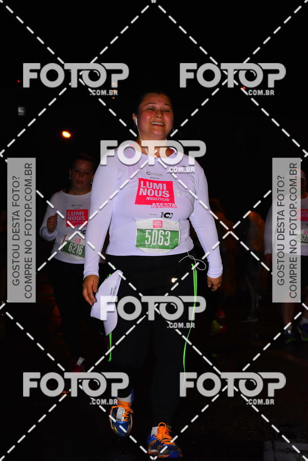 Buy your photos of the eventLuminous Run on Fotop