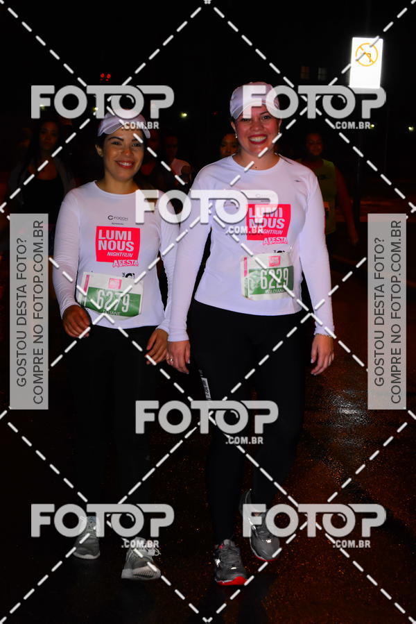 Buy your photos of the eventLuminous Run on Fotop