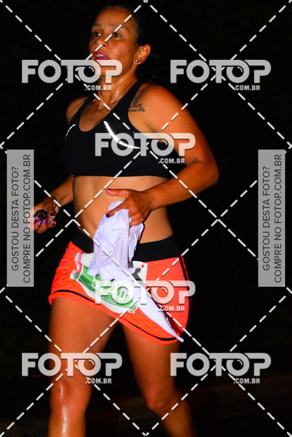 Buy your photos of the eventLuminous Run on Fotop