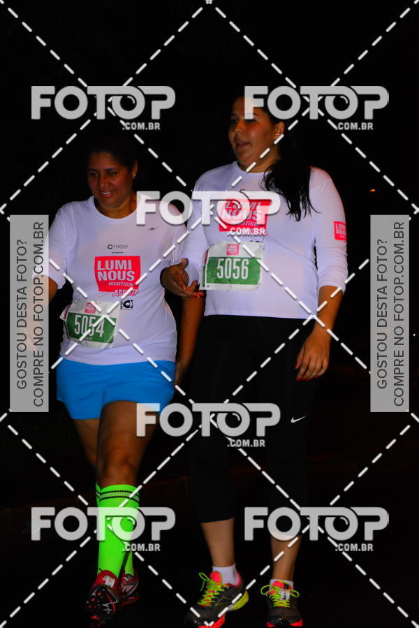 Buy your photos of the eventLuminous Run on Fotop
