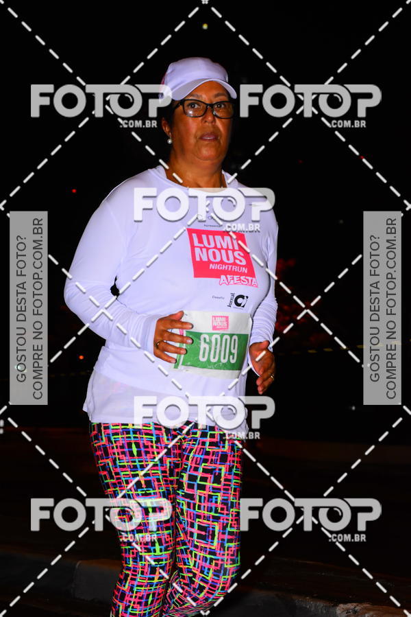 Buy your photos of the eventLuminous Run on Fotop