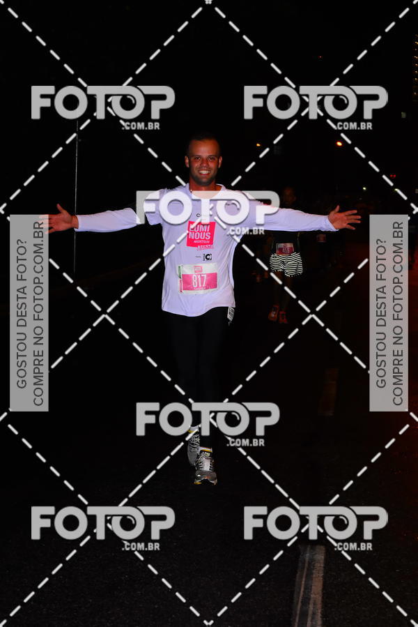 Buy your photos of the eventLuminous Run on Fotop