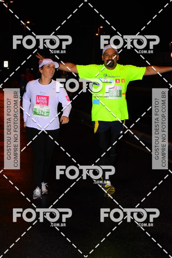 Buy your photos of the eventLuminous Run on Fotop