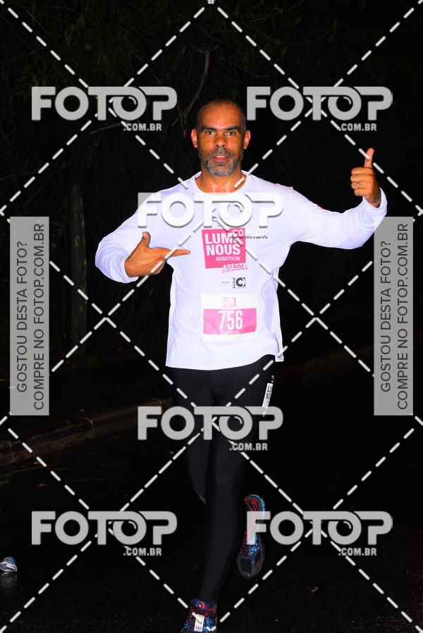 Buy your photos of the eventLuminous Run on Fotop