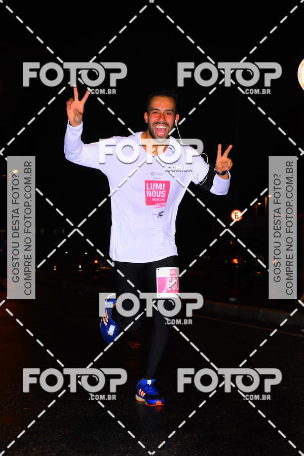Buy your photos of the eventLuminous Run on Fotop