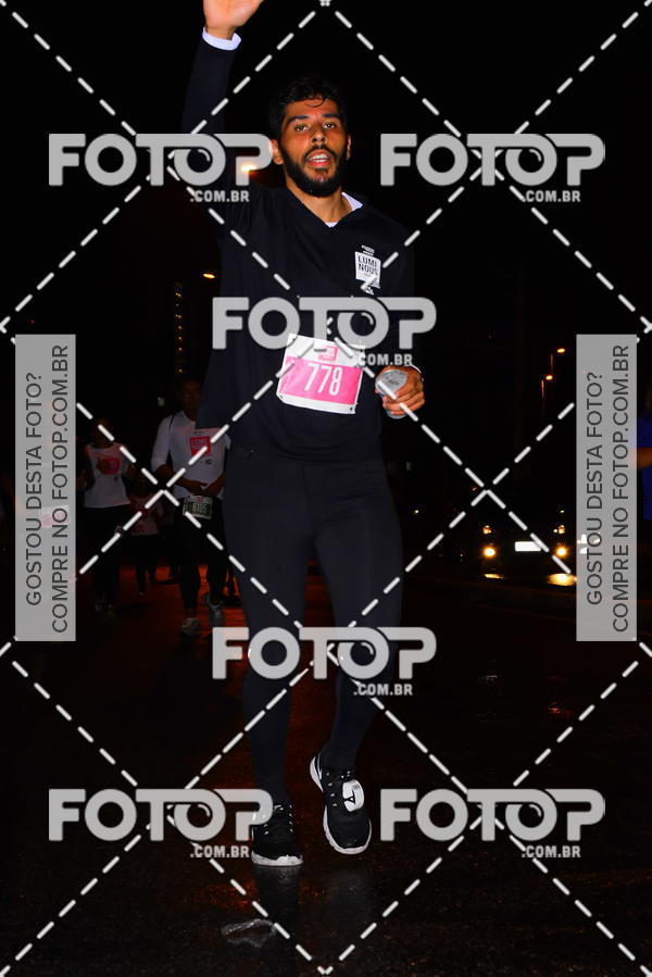 Buy your photos of the eventLuminous Run on Fotop
