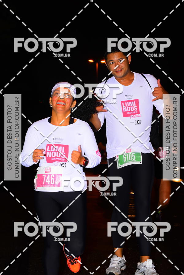 Buy your photos of the eventLuminous Run on Fotop