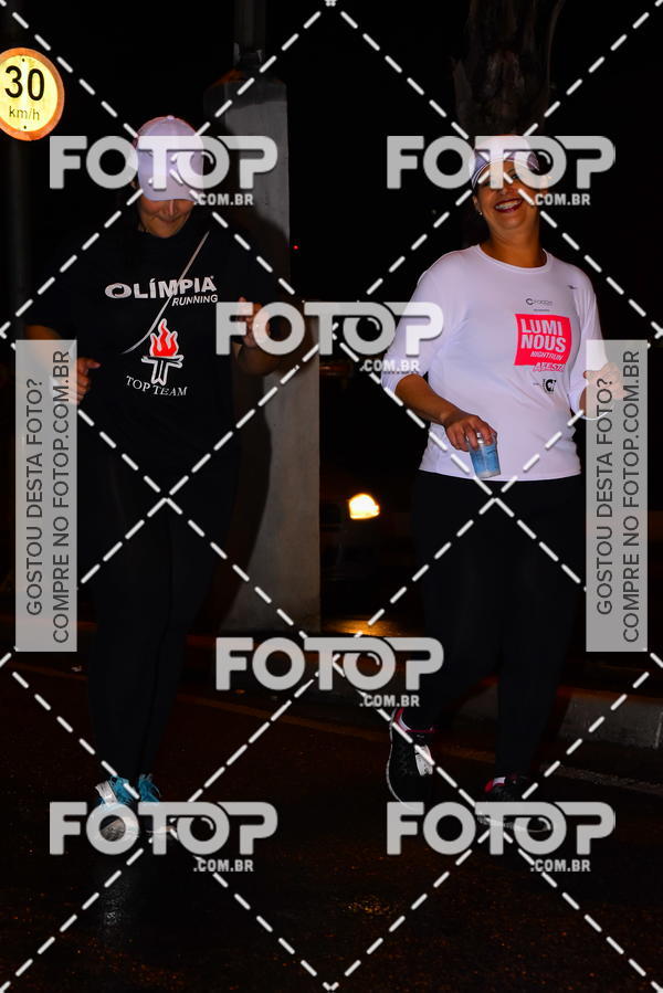 Buy your photos of the eventLuminous Run on Fotop