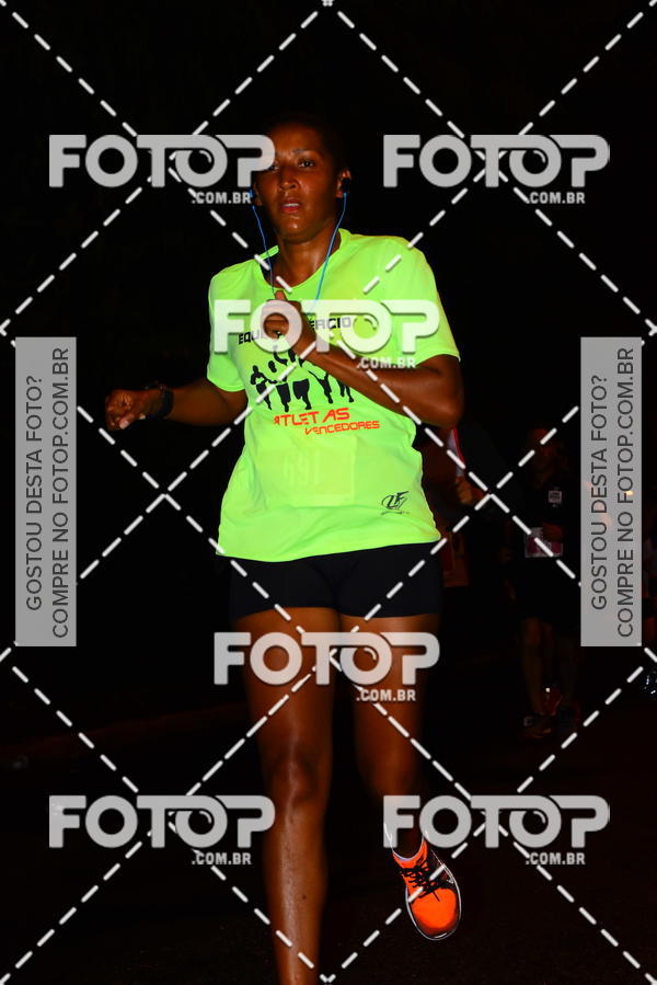 Buy your photos of the eventLuminous Run on Fotop