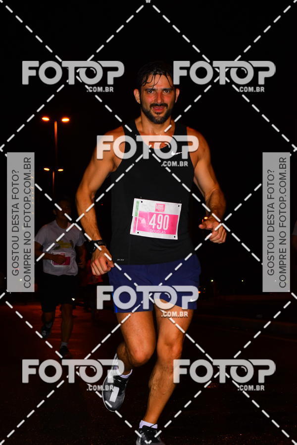 Buy your photos of the eventLuminous Run on Fotop