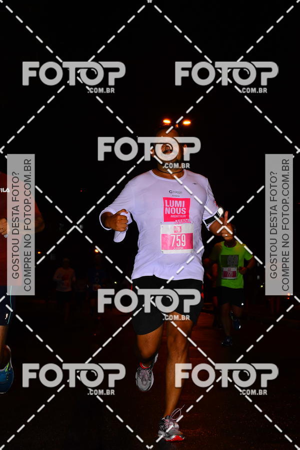 Buy your photos of the eventLuminous Run on Fotop