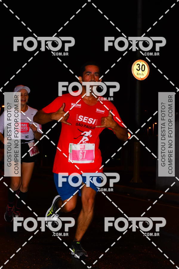Buy your photos of the eventLuminous Run on Fotop