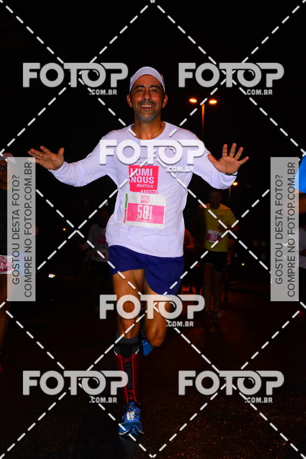 Buy your photos of the eventLuminous Run on Fotop