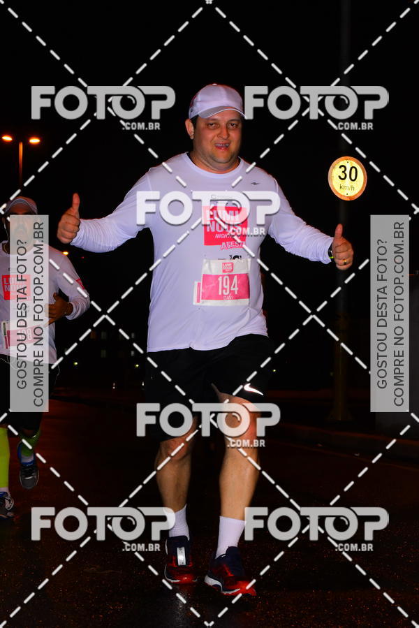 Buy your photos of the eventLuminous Run on Fotop