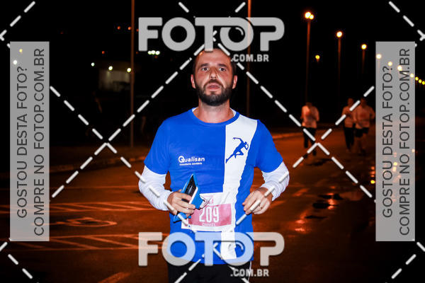 Buy your photos of the eventLuminous Run on Fotop