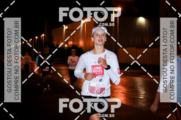 Buy your photos of the eventLuminous Run on Fotop