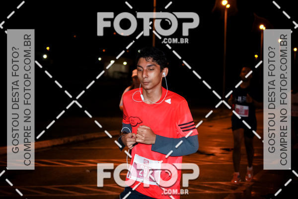 Buy your photos of the eventLuminous Run on Fotop