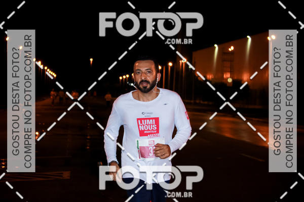 Buy your photos of the eventLuminous Run on Fotop