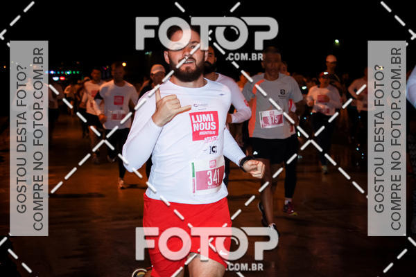 Buy your photos of the eventLuminous Run on Fotop