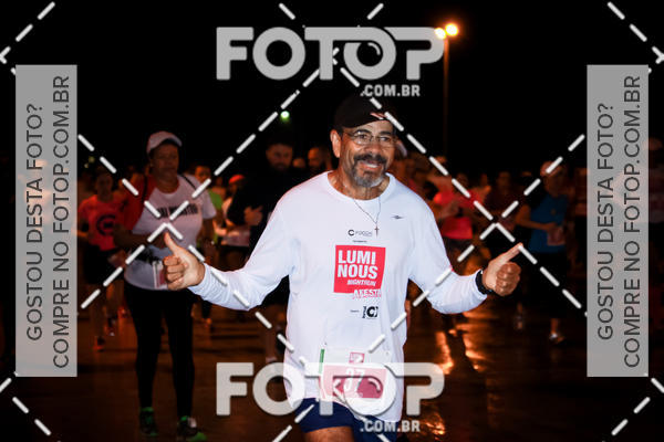 Buy your photos of the eventLuminous Run on Fotop
